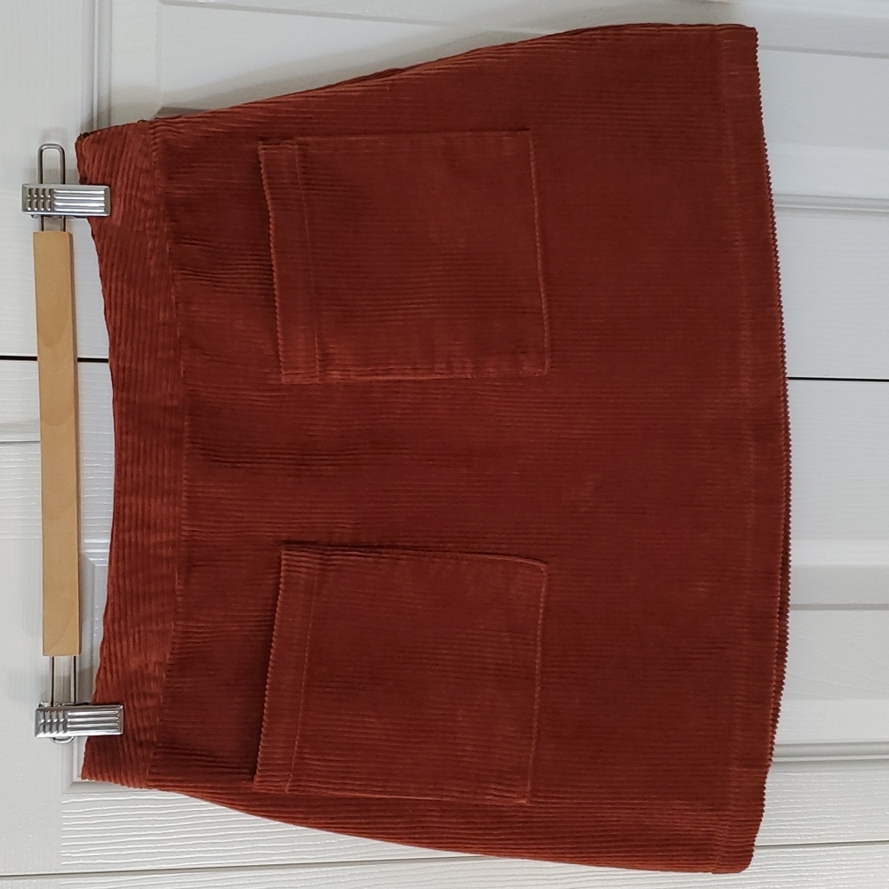 Forever 21 rust colored corduroy skirt, size L